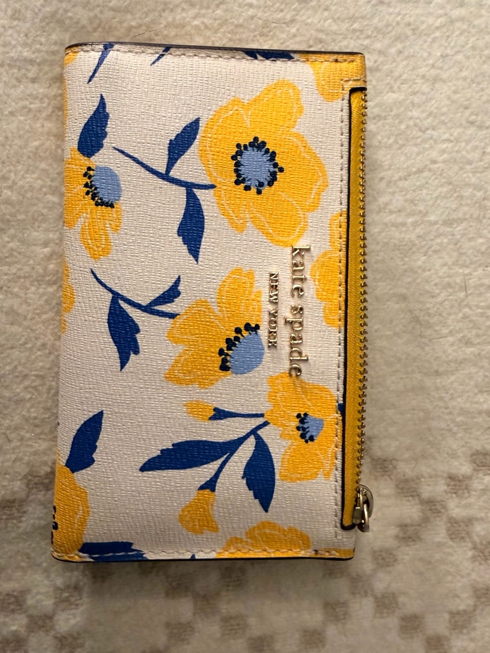 kate spade White Floral Zip Wallet with Yellow and Blue Flowers